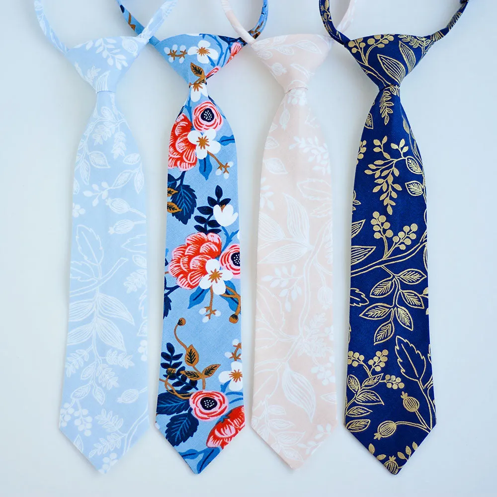 Boy's Necktie / Birch Floral In Periwinkle