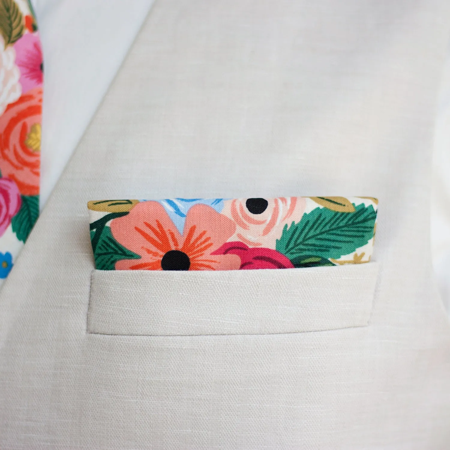 Boy's Necktie / Garden Party In Cream