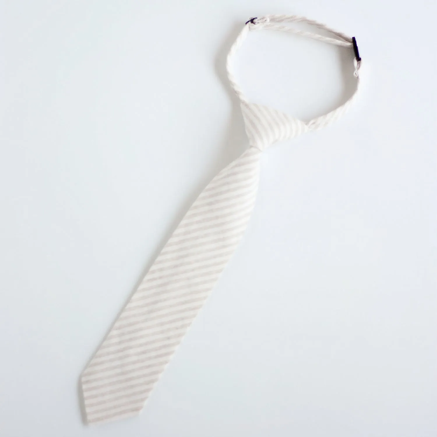 Boy's Necktie / Natural Linen Stripe