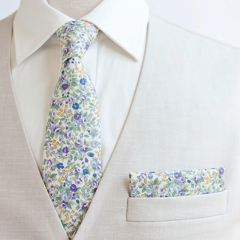 Men's Pocket Square / Blossoms In Purple