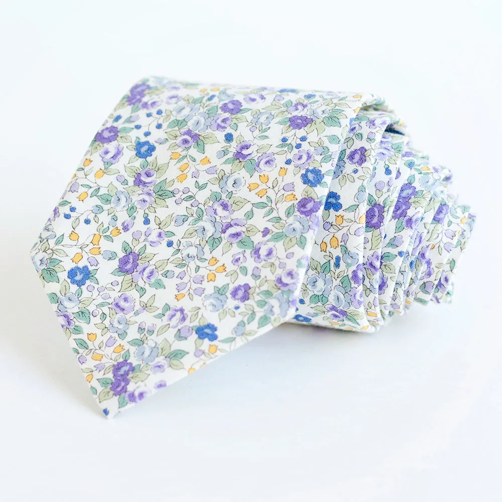 Men's Pocket Square / Blossoms In Purple