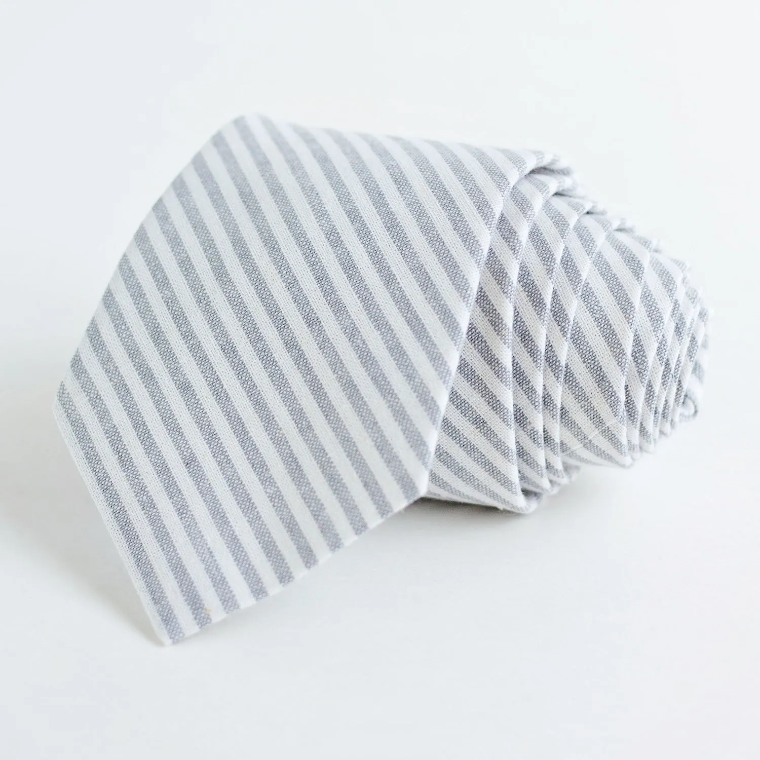 Men's Pocket Square / Gray Linen Stripe