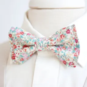 Men's Pre-Tied Bow Tie / Blossoms In Red